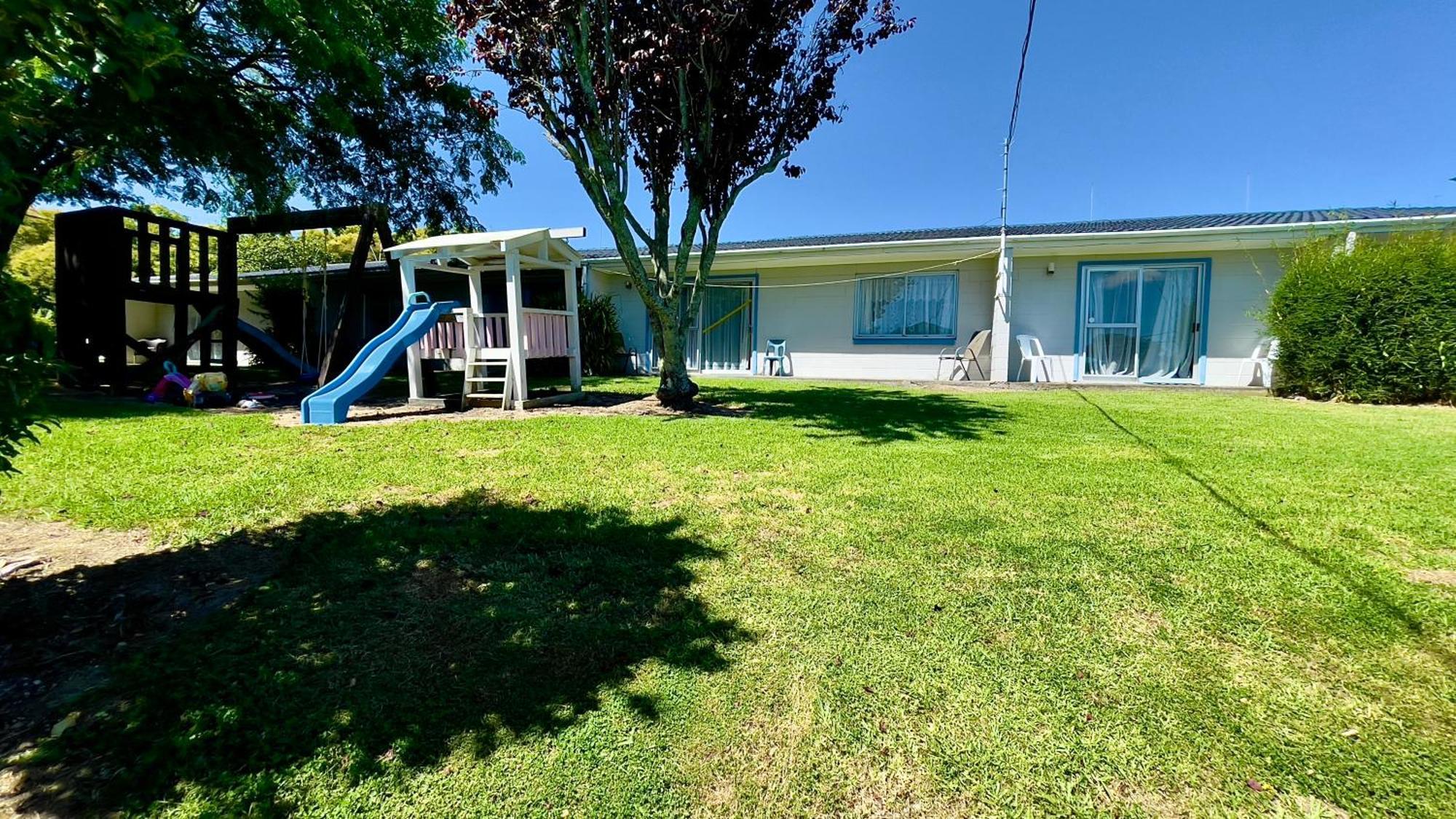 Waiuku Motel Exterior photo
