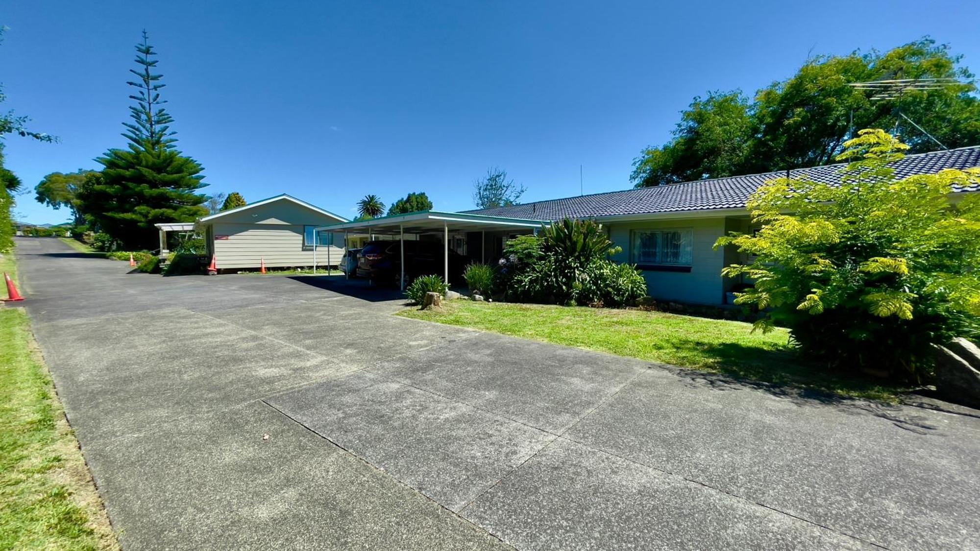 Waiuku Motel Exterior photo