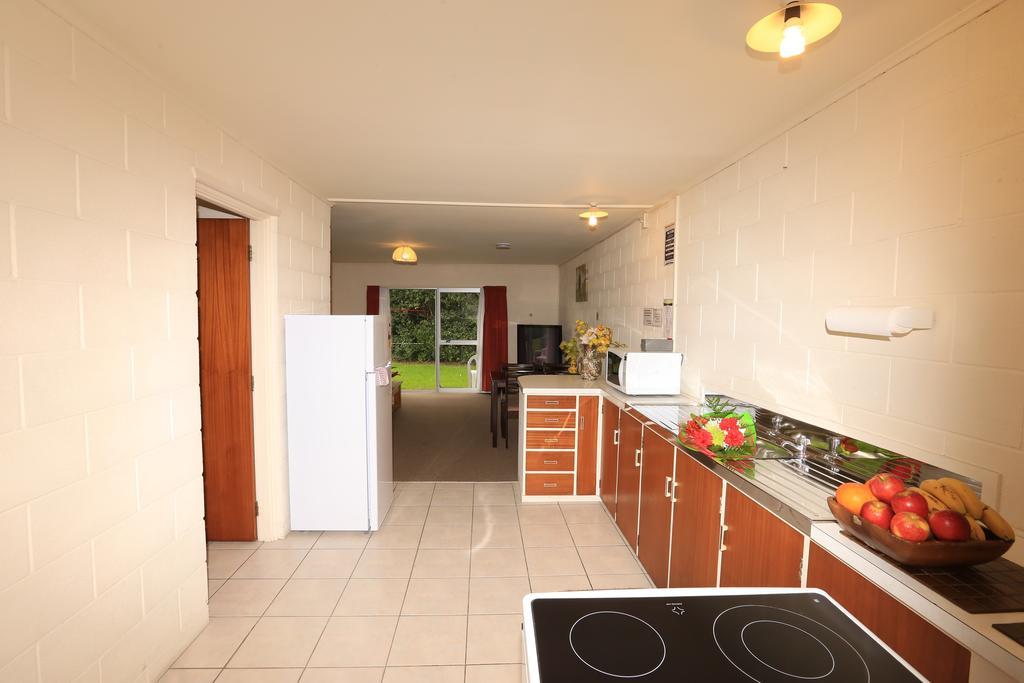 Waiuku Motel Exterior photo