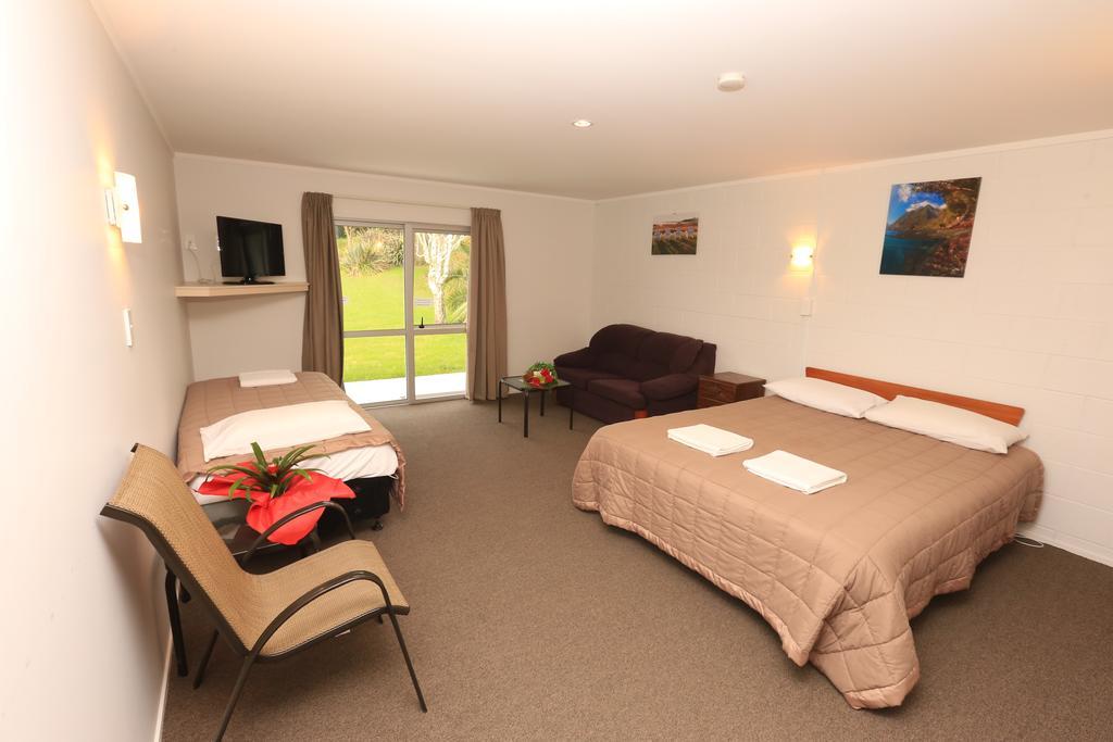 Waiuku Motel Exterior photo